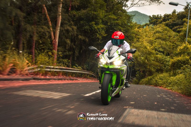 Kawasaki Ninja 400