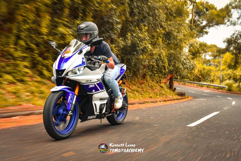 Yamaha R3