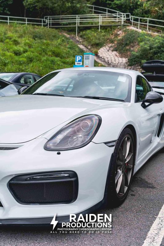 Porsche Cayman