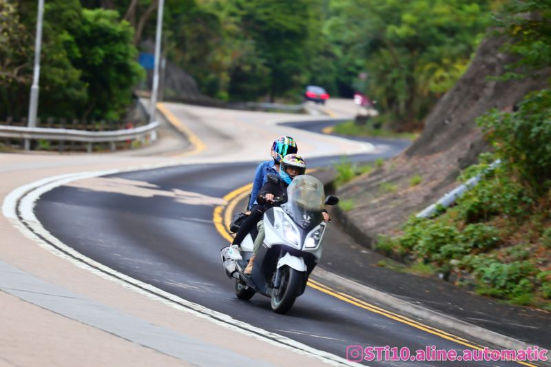 Kymco STi10