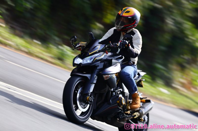 Kawasaki Z1000