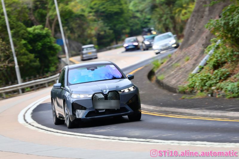 BMW iX