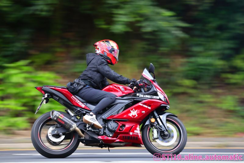 Yamaha R15