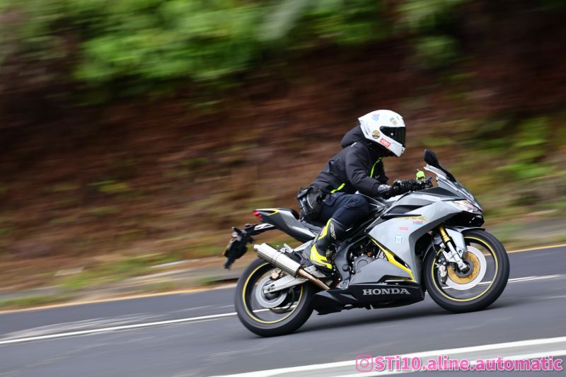 Honda CBR150R