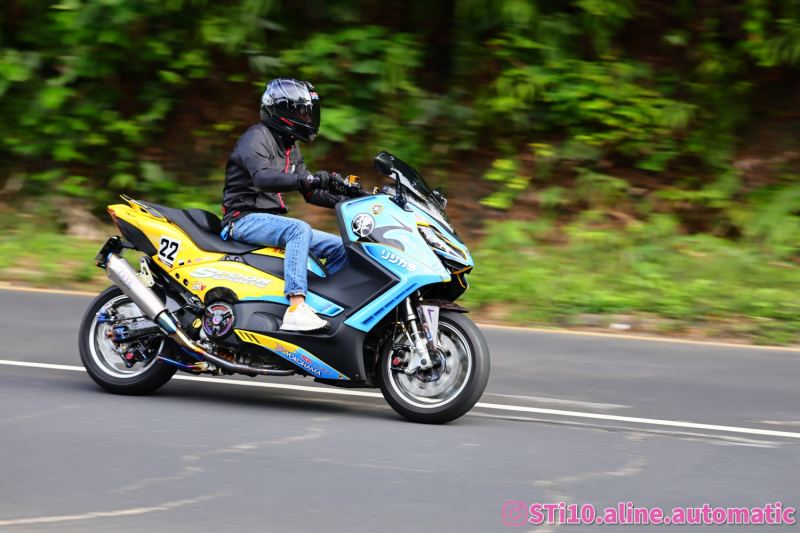 Yamaha X-Max