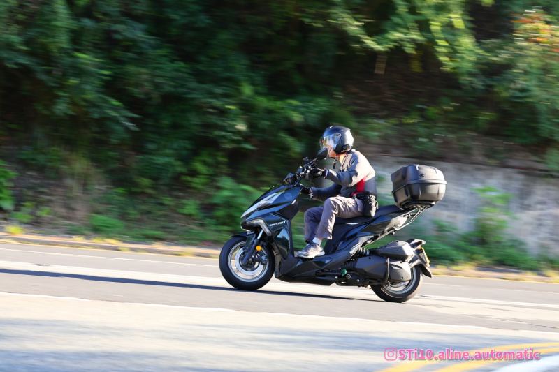Yamaha X-Max
