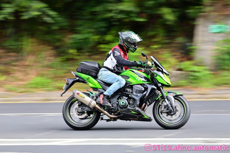 Kawasaki Z1000