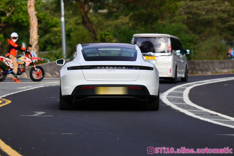Porsche Taycan