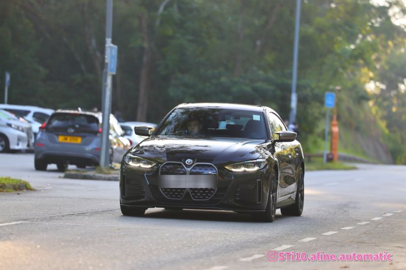 BMW i4