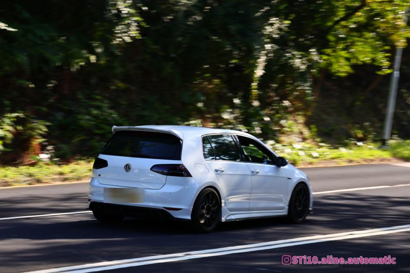 Volkswagen Golf R