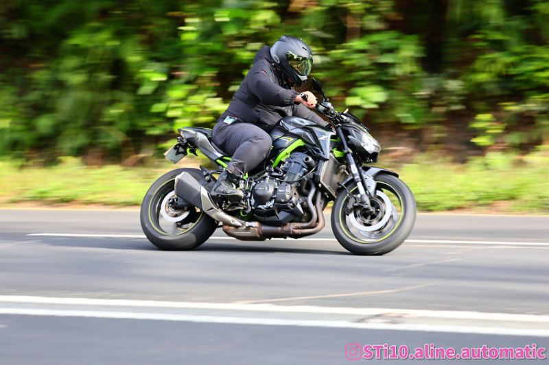 Kawasaki Z900