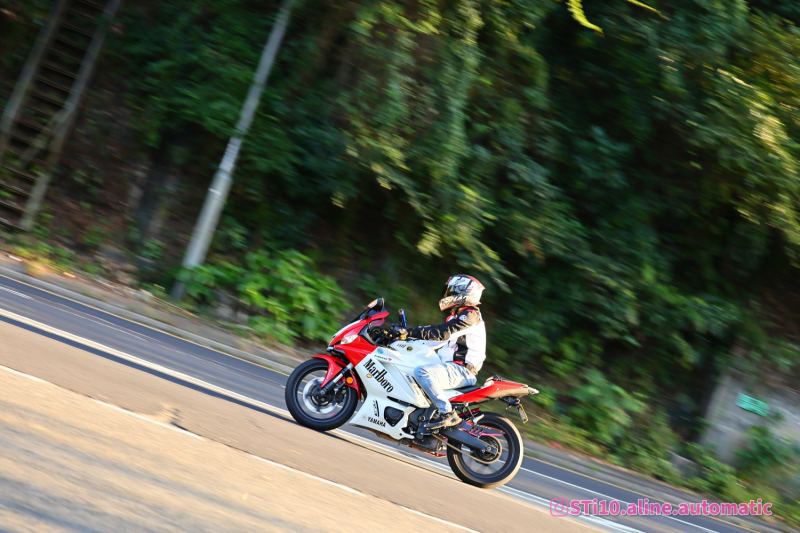 Yamaha STi10