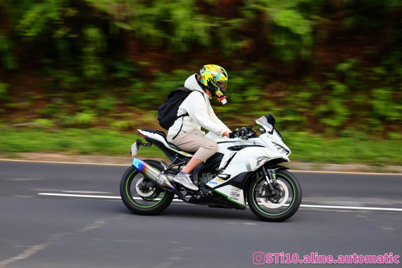Kawasaki Ninja 400