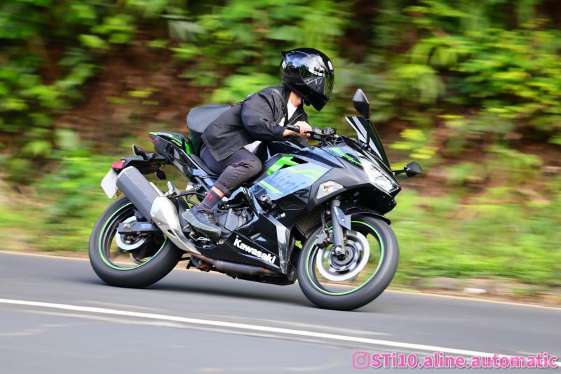 Kawasaki Ninja 400