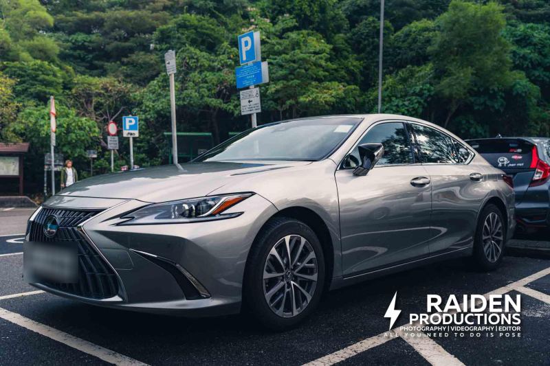 Lexus ES