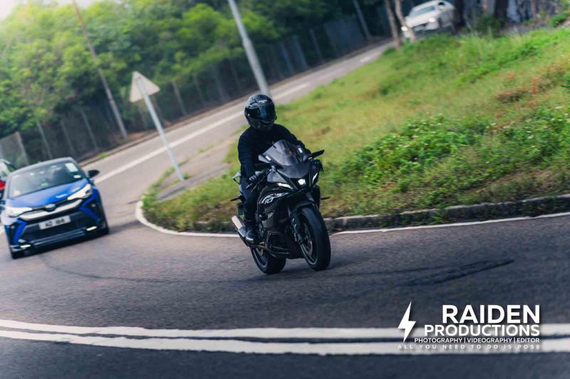 Yamaha R6