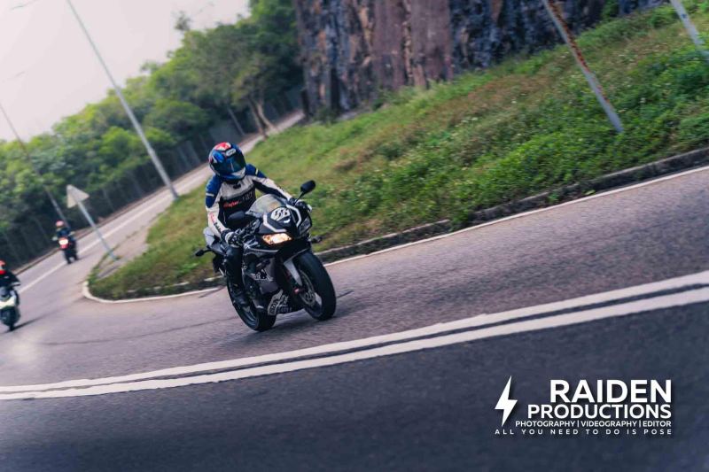 Yamaha R15