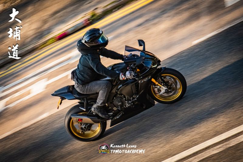 Yamaha YZF-R1