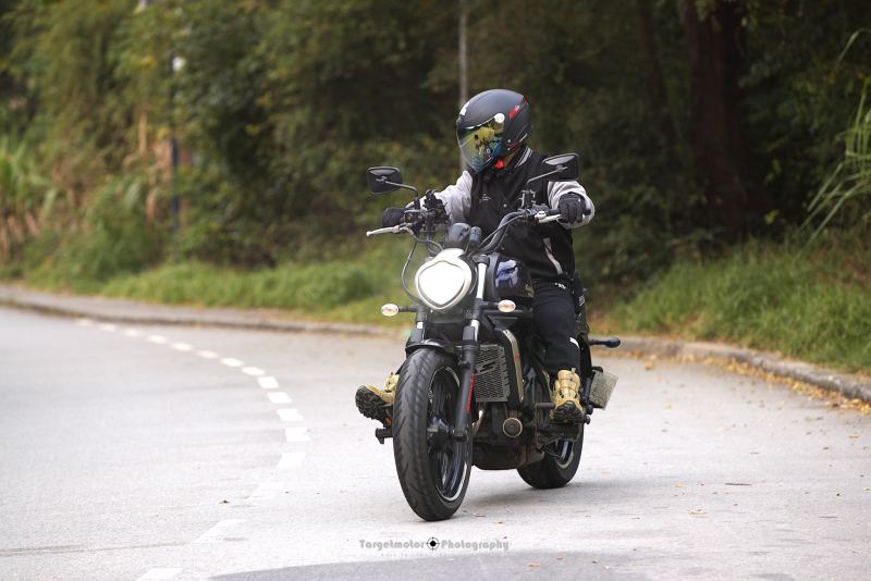 Moto Guzzi V7