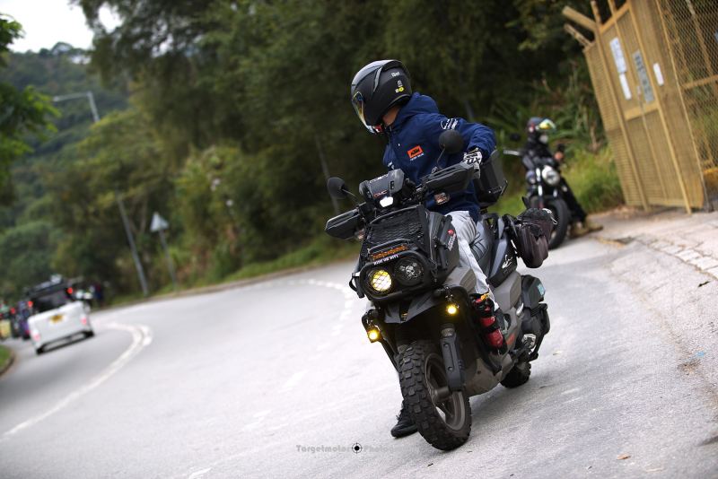 KTM Duke 790