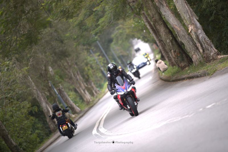 Yamaha R15
