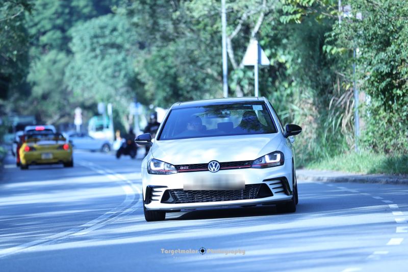 Volkswagen Golf R