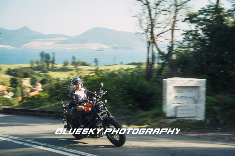 2024-12-04-bluesky-photography-52a28e30d799