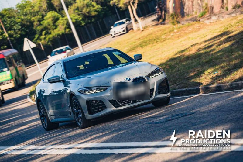 BMW i4