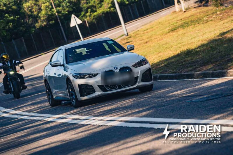 BMW i4