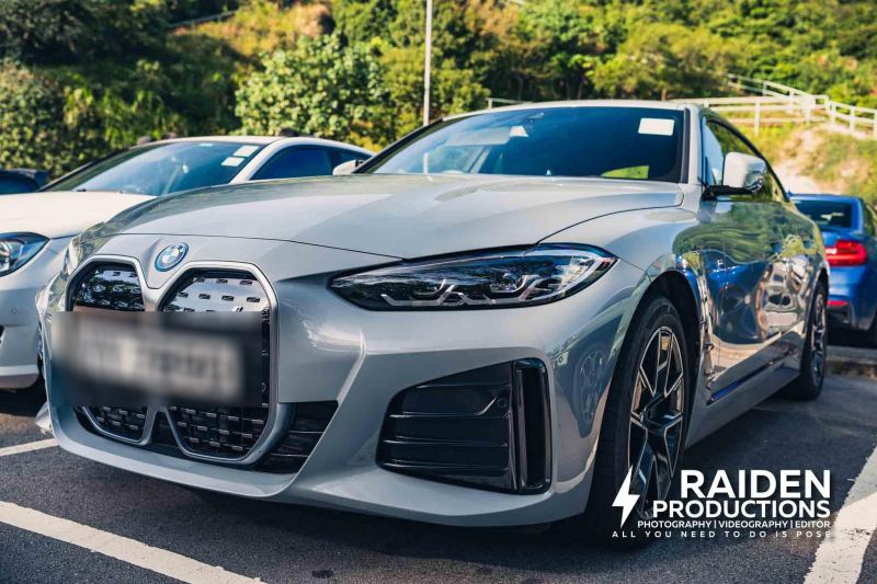 BMW i4