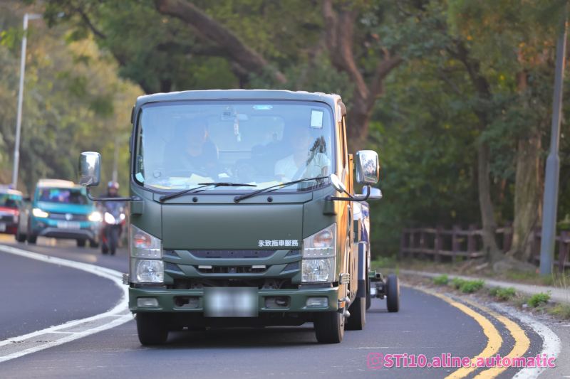 Isuzu Elf