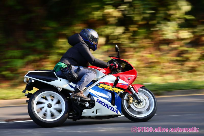 Honda RVF