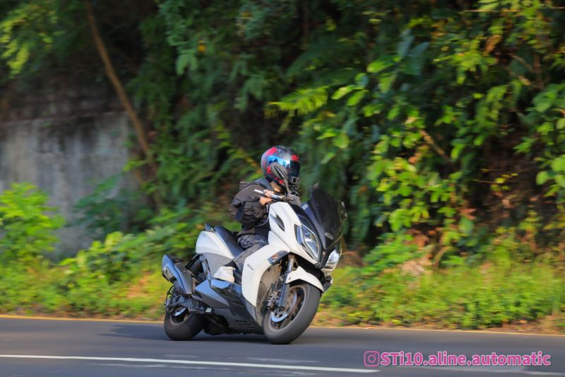 Yamaha X10