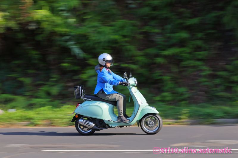 Vespa STi10