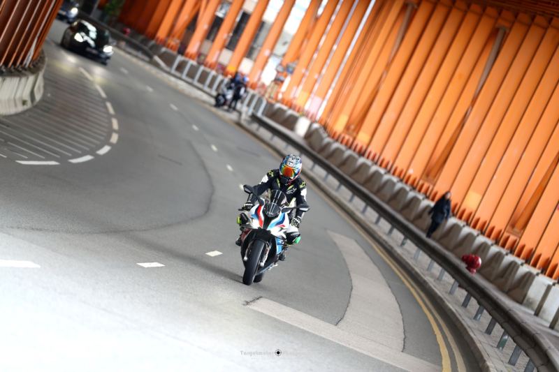 BMW M 1000 RR