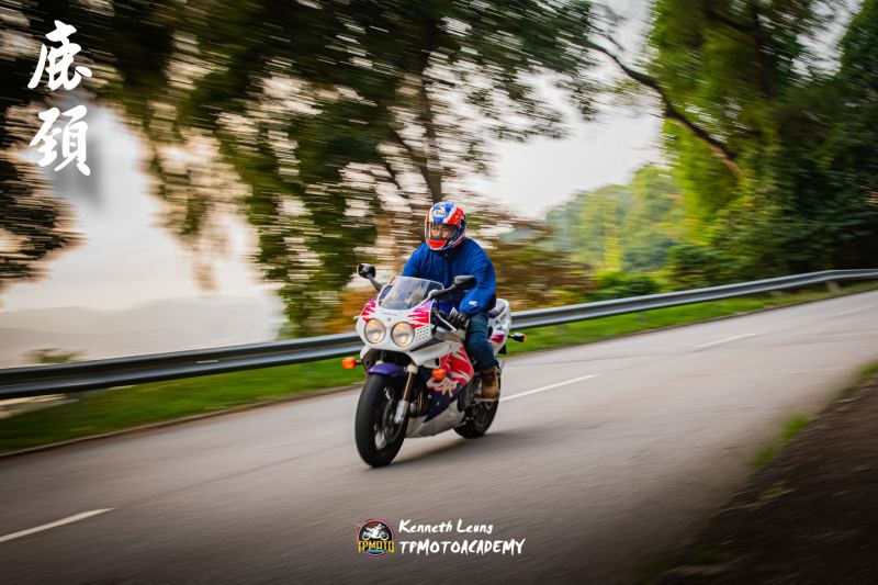 Honda CBR600F2