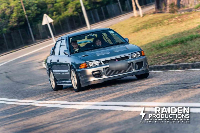 Mitsubishi Galant