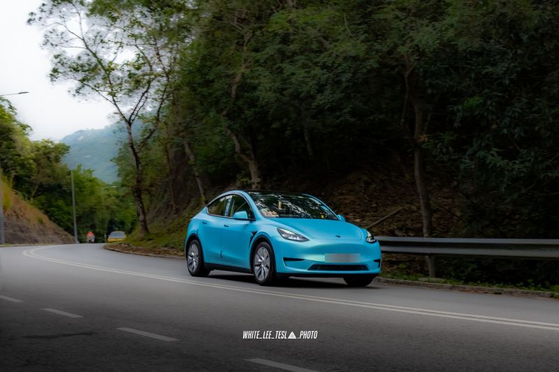 2024-12-10-white-lee-tesla-photo-989e151ea169