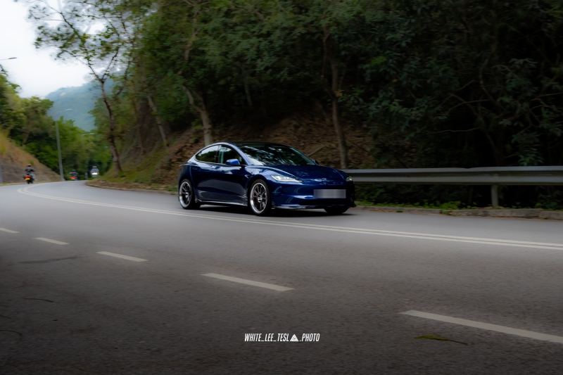 2024-12-10-white-lee-tesla-photo-da6bedbd55c0