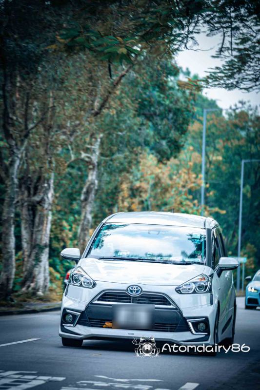 Toyota Sienta