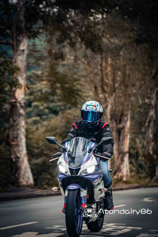 Yamaha R15