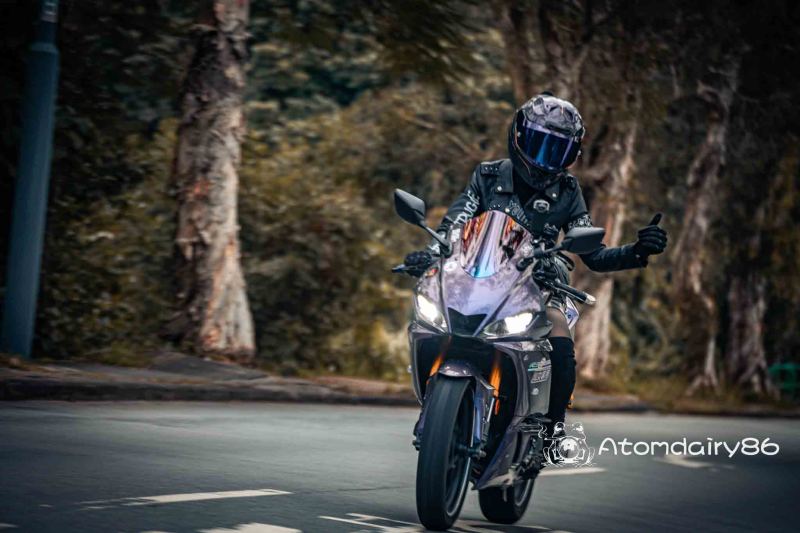Yamaha R15