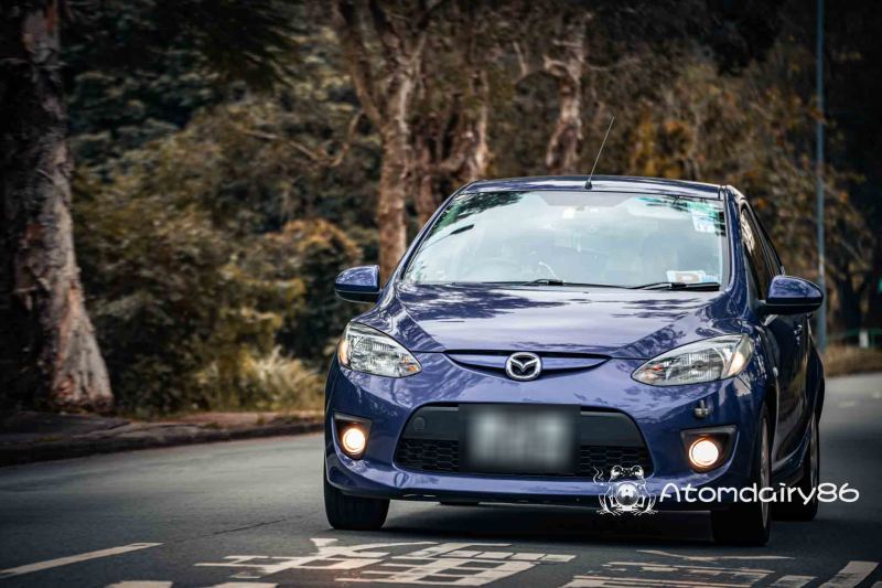 Mazda 2