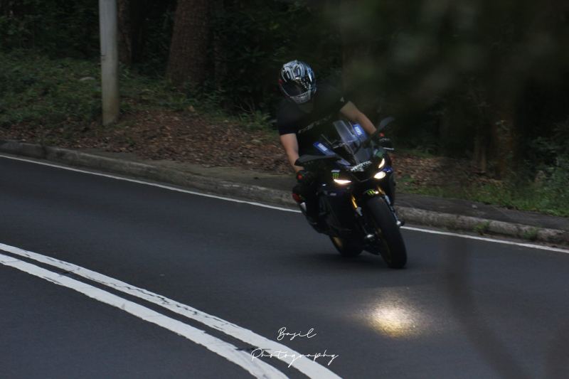 Yamaha R1