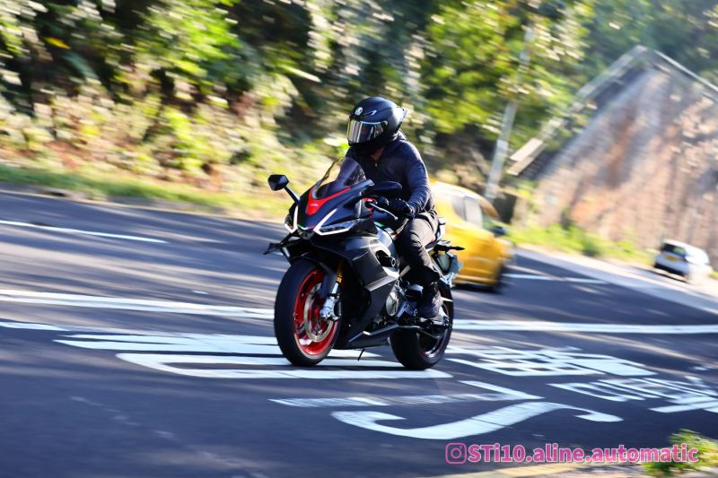 Aprilia RSV4