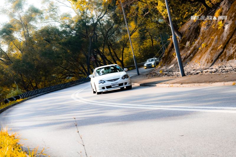 2024-12-24-white-lee-tesla-photo-67109b67d6d5