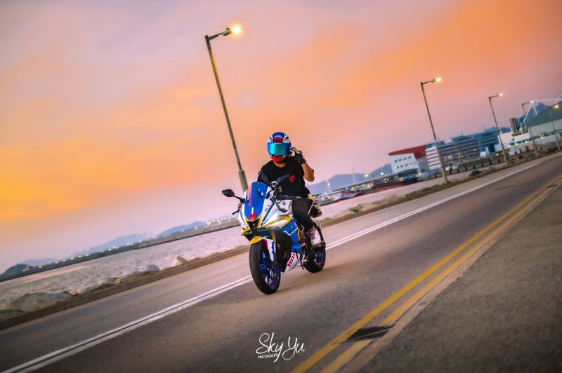 Yamaha R15