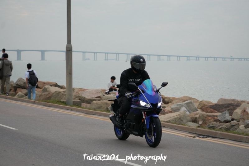 Yamaha R15