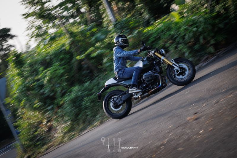 BMW R nineT