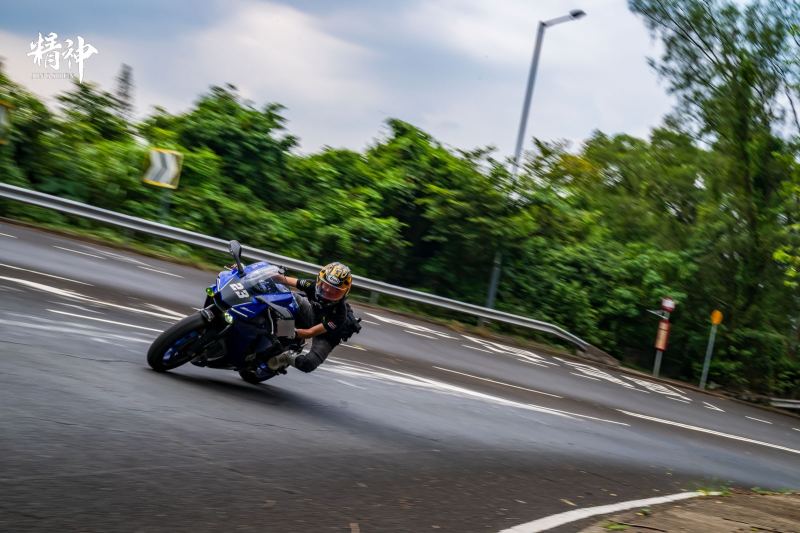 Yamaha YZF-R